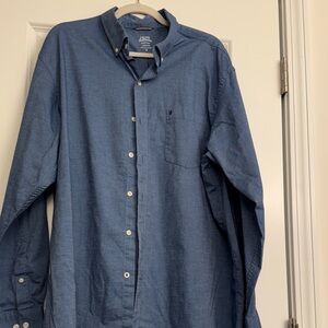 Izod Saltwater Relaxed Stretch Shirt in Blue